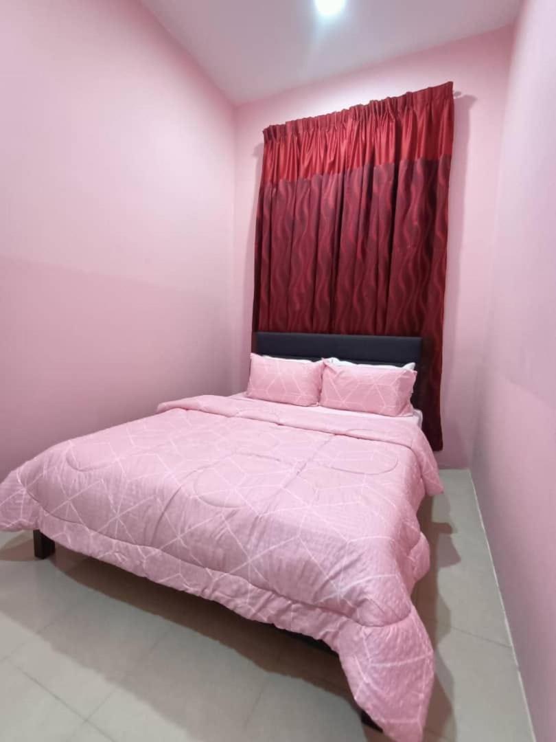 Holiday home Rumah Maryam Private Pool Di Pantai Beserah *
